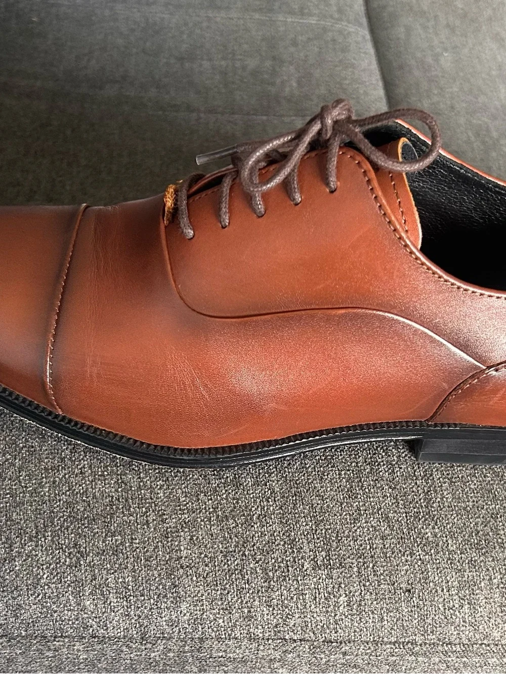 Florsheim Brown Leather Cap Toe Oxford Dress Shoes. Size 8.5M